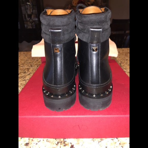 VALENTINO GARAVANI SOUL ROCKSTUD COMBAT BOOT $999 - Picture 5 of 8